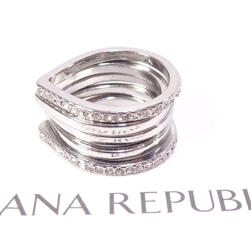 Banana Republic Women's Silver Crystal Pave V Stackable Ring Sz 6 NWT 45 - Picture 13 of 13